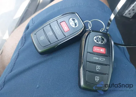 2025 Toyota Camry Se from USA, damaged, VIN 4T1DAACKXSU118470